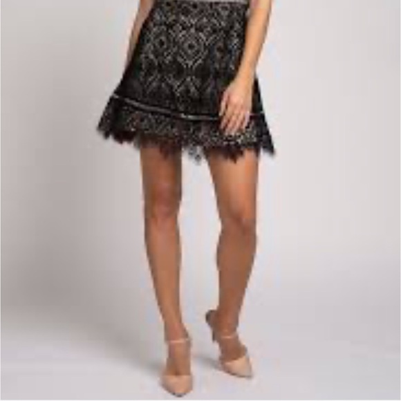 Bb dekota lace mini dress size S cocktail party - Picture 4 of 13